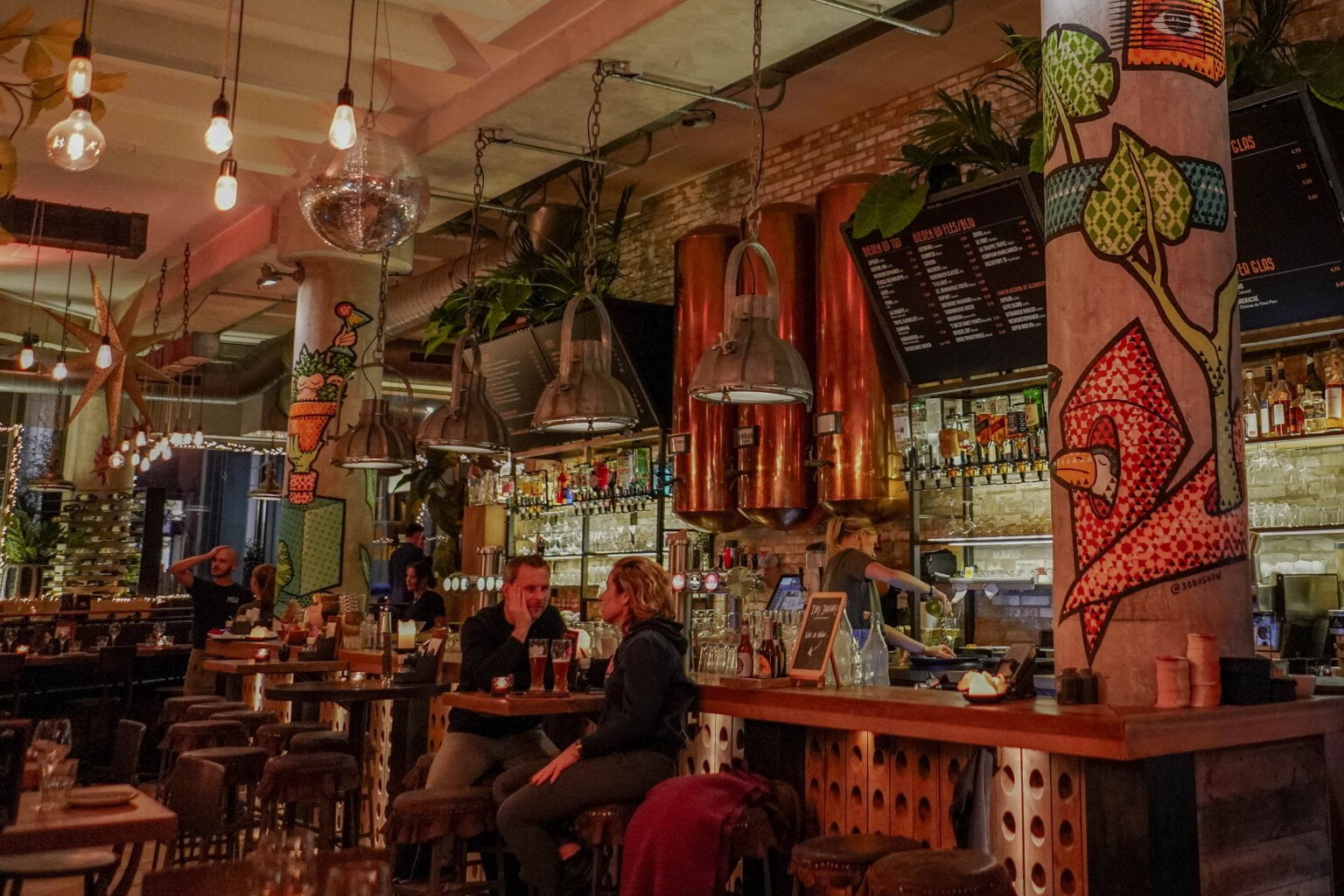De horeca feestdagen toeslag: wie heeft er recht op? - JAM! Horeca